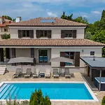 בית נופש Dante By Interhome